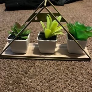 small triangle wall mount